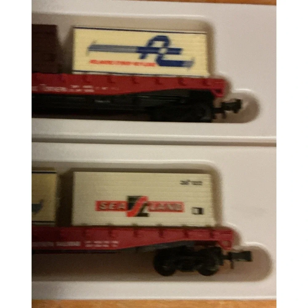 Lot Of 2 Model Power N‎ Scale Flat Cars With Containers, #2